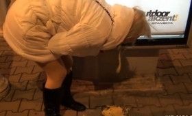 Две пьяные подружки
